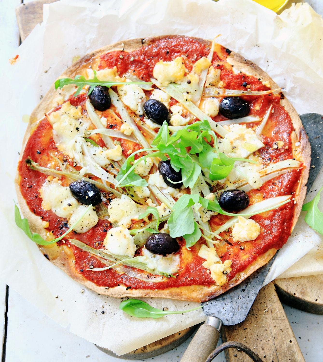 "Juksepizza" med geitost og fennikel